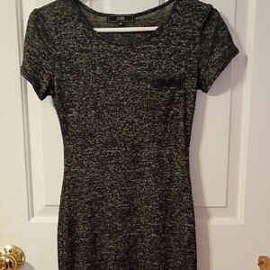 Vibe Black and Gray Short Sleeve Dress
